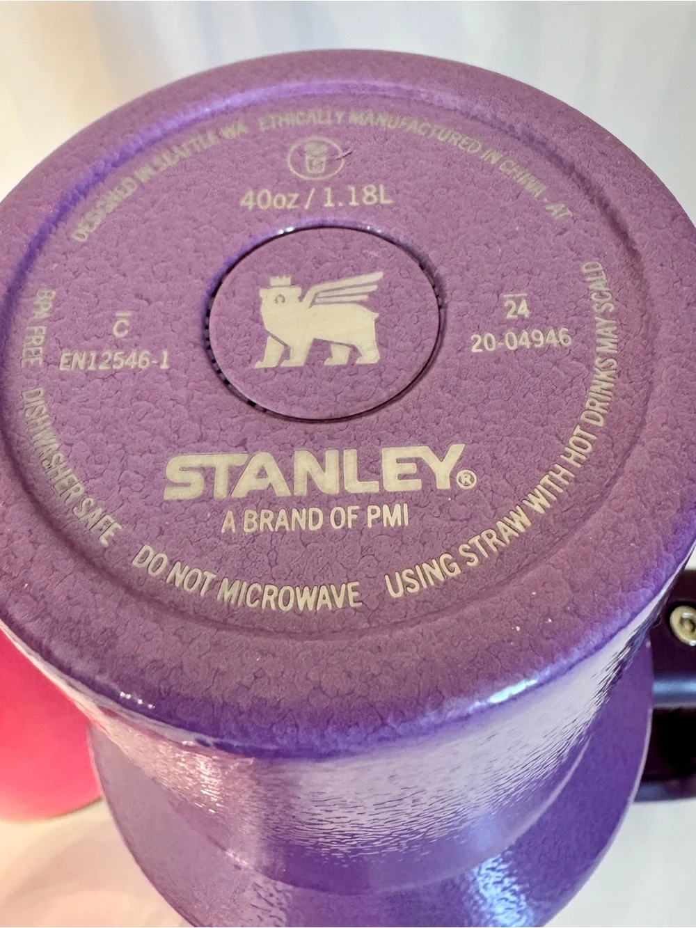 Set of 2 40 oz Stanley tumblers-Pink parade quencher & Hammertone Lilac special